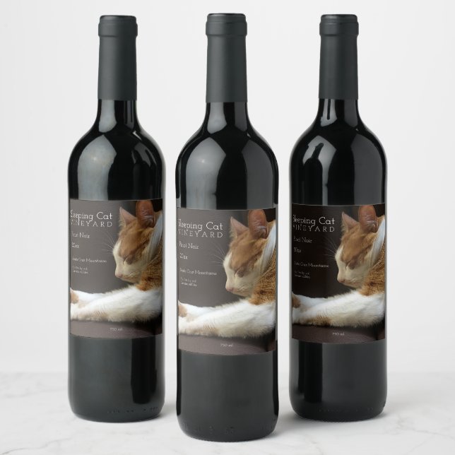 Étiquette Pour Bouteilles De Vin Chat couché sur un canapé (Bouteilles)