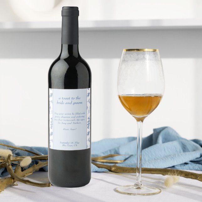 Étiquette Pour Bouteilles De Vin Chinoiserie Bleu Élégant Mariage Floral Toast (Wine bottle labels from Chinoiserie Wedding Collection by Darling & May)