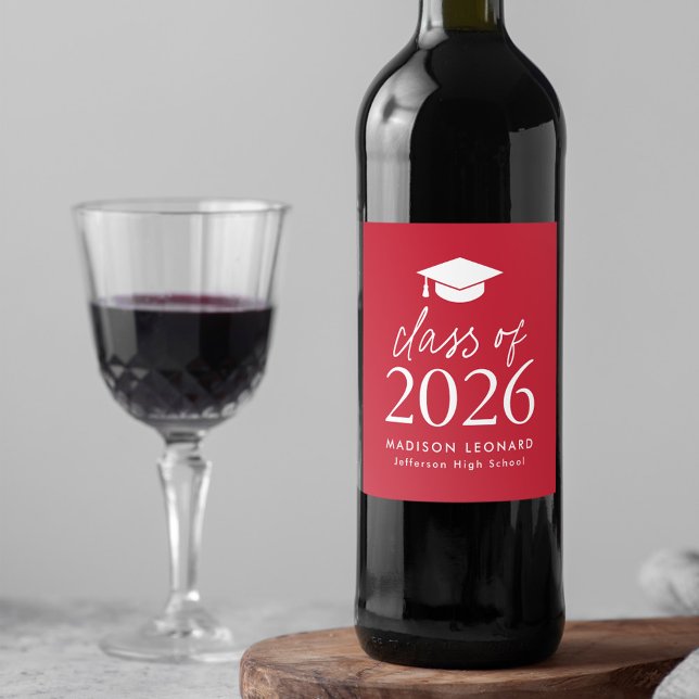Étiquette Pour Bouteilles De Vin Classe moderne de 2025 Script Red Graduation (Créateur téléchargé)