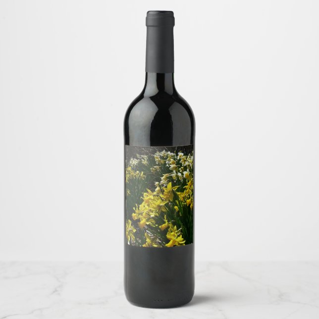 Étiquette Pour Bouteilles De Vin Daffodiles jaunes et blancs Fleurs de printemps (Devant)