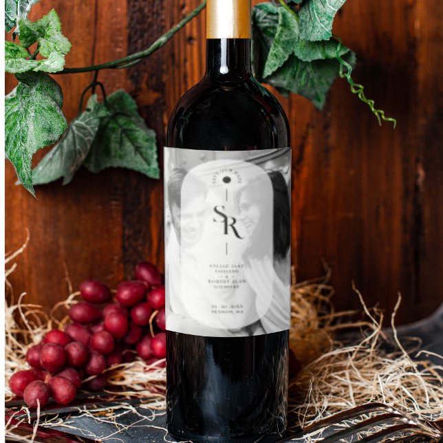 Étiquette Pour Bouteilles De Vin Délicat Transparence Vellum Élégant Noir & Blanc (Delicate Vellum Transparency Elegant Black & White Wine Label.)