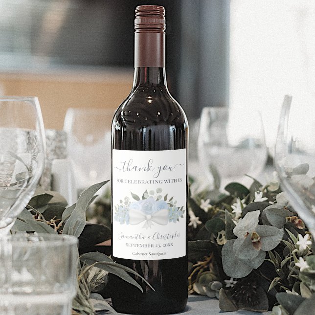 Étiquette Pour Bouteilles De Vin Dusty Blue Rustic Floral Élégant Merci de mariage (Créateur téléchargé)