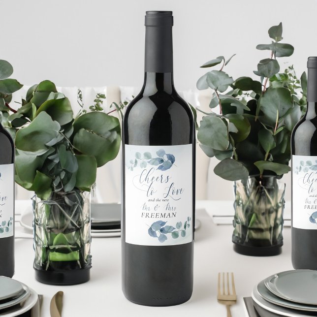 Étiquette Pour Bouteilles De Vin Dusty Eucalyptus encourage à aimer Mariage (Cheers to Love wedding wine bottle labels from Dusty Eucalyptus wedding collection)