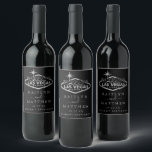 Étiquette Pour Bouteilles De Vin Elégant Las Vegas Destination Mariage<br><div class="desc">Célébrez dans le style avec ces étiquettes de bouteilles de vin mariages modernes et très tendance. Ce design est facile à personnaliser avec votre libellé d'événement spécial et vos invités seront ravis quand ils verront ces étiquettes fabuleux.</div>