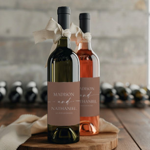 Étiquette Pour Bouteilles De Vin Élégant Moderne Minimaliste Mousse de Mocha Mariag