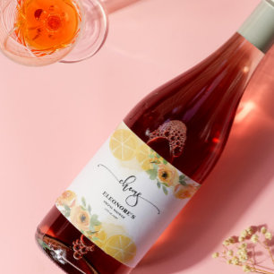 Étiquette Pour Bouteilles De Vin Elle a trouvé sa Fête des mariées Squeeze Cheers