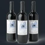 ÉTIQUETTE POUR BOUTEILLES DE VIN ÉTIQUETTE DE VIN PEACOCK BLANC PERSONNALISÉ<br><div class="desc">UN ACCENT ÉLÉGANT ÉTIQUETTES DE VIN BLANC AVEC DES PIÈCES DE PAIX DE CAPITALE PREND LA SCÈNE. Simple mais élégant</div>