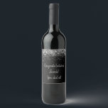 Étiquette Pour Bouteilles De Vin Fête de remise de diplôme personnalisée noir et ar<br><div class="desc">étiquette de vin de fête de remise de diplôme personnalisée, rond scintillant noir et argent, célébration scintillante étincelante 2025, promotion personnalisée de 2024, diplômé doctorat lycée université, licence nursing diplôme universitaire 2026, master universitaire mba droit docteur, infirmière praticienne enseignante cpa md, doctorat ingénieur jd mpa faveur, assistant médical de sixième...</div>