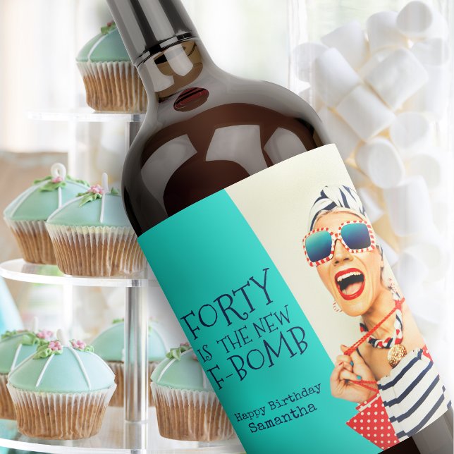 Étiquette Pour Bouteilles De Vin Funny Quarty est le 40e anniversaire de la nouvell (Créateur téléchargé)