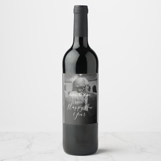 Étiquette Pour Bouteilles De Vin Happy new year couple photo name year black white  (Devant)