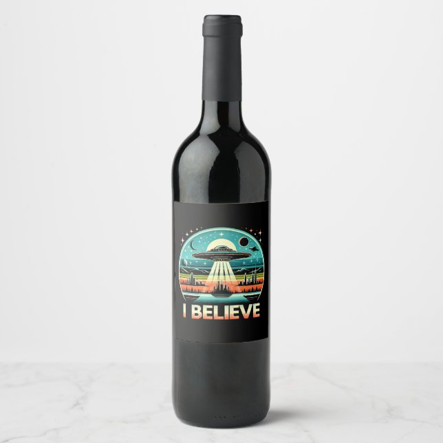 Étiquette Pour Bouteilles De Vin Je crois - OVNI (Devant)