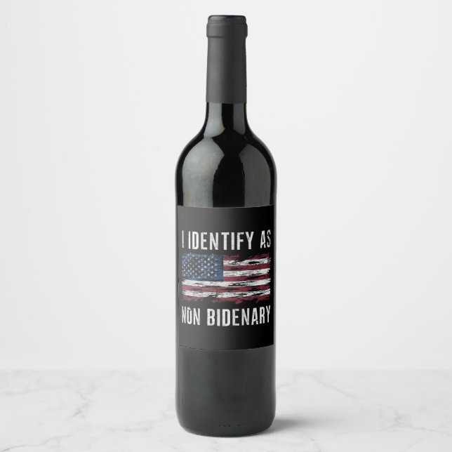 Étiquette Pour Bouteilles De Vin Je m'identifie comme un drapeau américain patrioti (Devant)