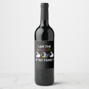 Étiquette Pour Bouteilles De Vin Je suis le mouton arc en ciel de ma famille   Cade
