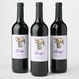 Étiquette Pour Bouteilles De Vin Lapin mignon tenant une tulipe qui fait signe de j