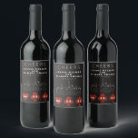 Étiquette Pour Bouteilles De Vin Las Vegas Casino Mariage Skyline<br><div class="desc">Un étiquette de vin mariage moderne et amusant pour accueillir vos invités pour votre mariage à Las Vegas! Cet autocollant de étiquette à vin personnalisé comprend des graphismes de couleur de carte de jeu rouge gras de casino, un rendu moderne de la ligne d'horizon de Las Vegas, ainsi que des...</div>