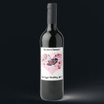 Étiquette Pour Bouteilles De Vin Las Vegas Mariage coeur romantique personnalisé<br><div class="desc">Vin mariage Las Vegas personnalisé ou étiquettes de vin pétillant avec un coeur rose romantique Parfait pour customiser pour toute réception ou fête.</div>