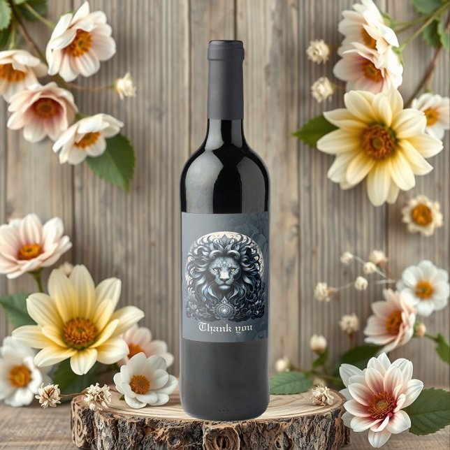 Étiquette Pour Bouteilles De Vin L'élégance royale, regard majestueux orné de la tê (Créateur téléchargé)