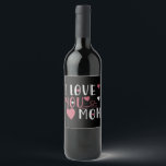 Étiquette Pour Bouteilles De Vin Maman - Je t'aime maman<br><div class="desc">Voulez-vous remercier votre mère pour tous les moments difficiles,  par exemple pour son anniversaire ou la fête des mères ? Montrez à votre mère votre amour avec un cadeau et un message d'amour!</div>