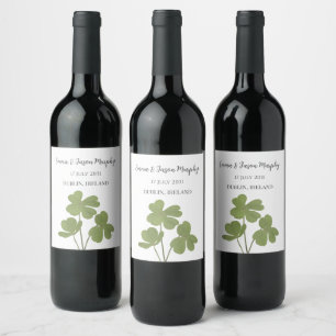Étiquette Pour Bouteilles De Vin Mariage de feuille de trèfle vert irlandais modern