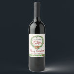 Étiquette Pour Bouteilles De Vin Merry & Bright Christmas Wreath<br><div class="desc">Un étiquette de bouteille de vin de Noël personnalisé avec une couronne d'aquarelle. Seringues de pin vert, cônes de pin et baies décoratives composent cette couronne festive. À l'intérieur de la couronne sont quelques ornements décoratifs et les mots" mai vos jours être Joyeux et lumineux. Écrit dans une police rouge...</div>
