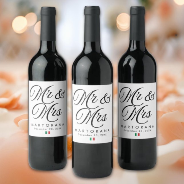 Étiquette Pour Bouteilles De Vin Mr and Mrs Personalized Italian Wedding (Mr & Mrs Personalized Italian Wedding Wine Label with Flag of Italy icon)