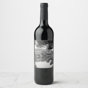 Étiquette Pour Bouteilles De Vin Noir et blanc, cool, nature unique et lac