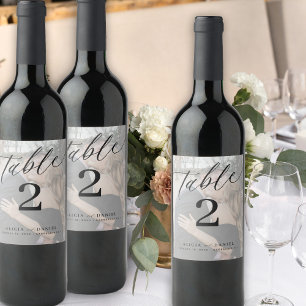 Étiquette Pour Bouteilles De Vin Numéro de table noir et blanc moderne