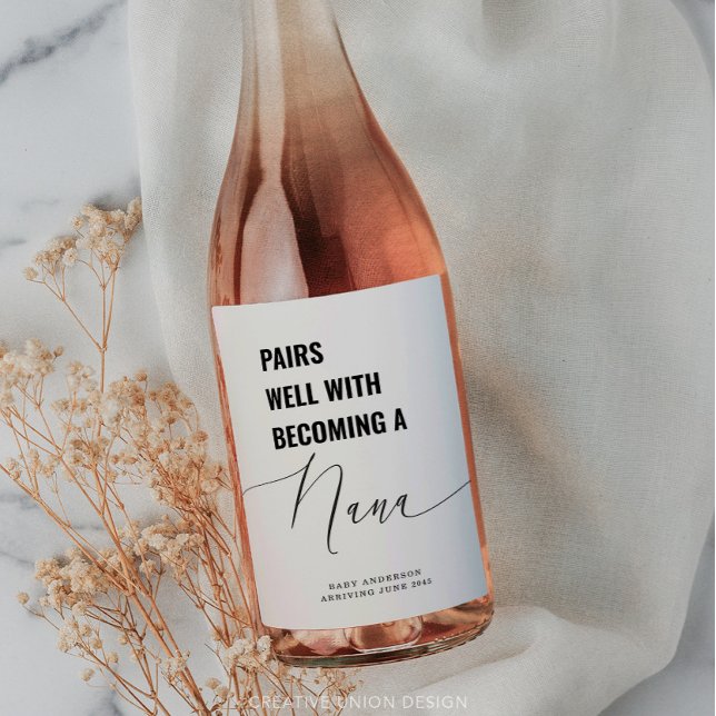Étiquette Pour Bouteilles De Vin Pairs Well With Baby Announcement Nana (Créateur téléchargé)