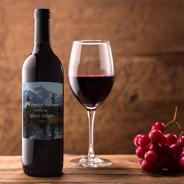 Étiquette Pour Bouteilles De Vin Pittoresque Mountain and Lake Photo personnalisée (In Situ)