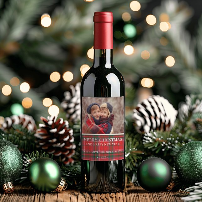 Étiquette Pour Bouteilles De Vin Plaid de Noël rustique rouge et vert photo (Rustic Christmas Plaid Red Green Photo Wine Label)
