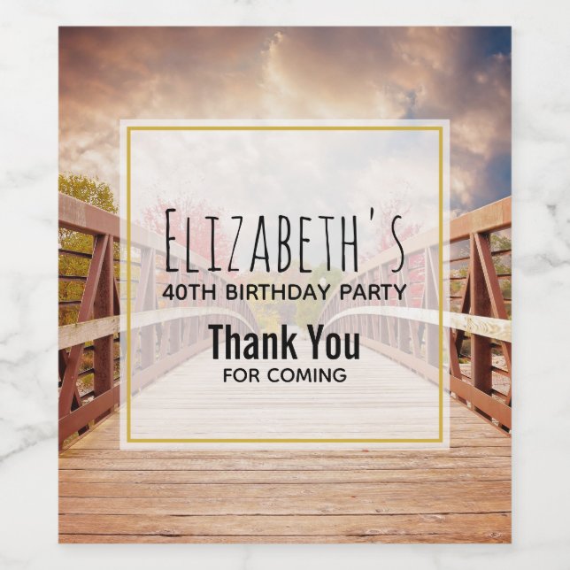 Étiquette Pour Bouteilles De Vin Pont rustique en bois dans le pays Anniversaire (Étiquettes simples)