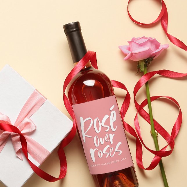 Étiquette Pour Bouteilles De Vin Rosé sur rose audacieux Valentine Galentine modern (Créateur téléchargé)