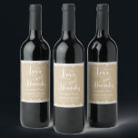 Étiquette Pour Bouteilles De Vin Rustic Kraft et dentelle Mariage Amour et Merci<br><div class="desc">Mariage préférez les étiquettes pour les bouteilles de vin avec la fonction "Amour et Merci" en écriture blanche, texte personnalisé pour le type de vin et pour un monogramme mariage des noms de mariée et de mariée et date de mariage, une charmante conception de bordure illustrée de dentelle fleurie, et...</div>