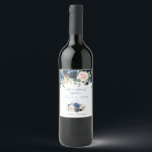 Étiquette Pour Bouteilles De Vin Rustic Navy Blue Blush Flowers Bloom Mariage<br><div class="desc">Design de carte de charme avec de magnifiques bouquets de fleurs bleu marine et rose aquarelle,  belle écriture manuscrite. Utilisez l'outil Personnaliser pour ajouter vos informations,  apporter des modifications à vos besoins. Pour les articles correspondants,  s'il vous plaît,  visitez ma collection florale Blush Navy.</div>