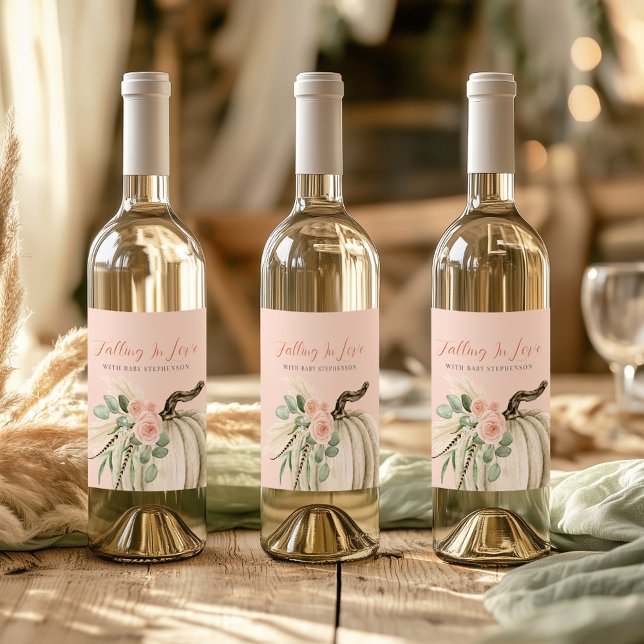 Étiquette Pour Bouteilles De Vin Tomber dans l'amour Baby shower Citrouille rose fl (Créateur téléchargé)
