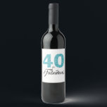 Étiquette Pour Bouteilles De Vin Turquoise Blue 40 et Fabulous 40th Birthday Party<br><div class="desc">Célébrez vos 40 ans de style avec cet élégant design de 40 ans. Les mots 40 et Fabulous en parties scintillant bleu turquoise et noir sont mis en utilisant la typographie moderne. Des produits similaires tels que des fournitures de fête et des invitations à une fête d'anniversaire sont disponibles dans...</div>