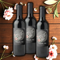 Viking Wolf & Rose. Une tête de loup stylisée