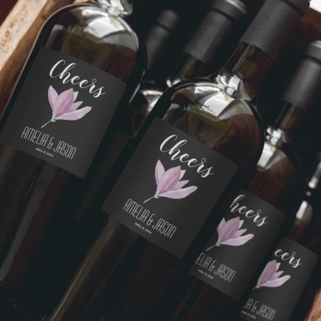 Étiquette Pour Bouteilles De Vin Violet Magnolia Blossom sur le Mariage noir (Créateur téléchargé)