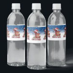 Étiquette Pour Bouteilles D'eau 1er Noël Santa Hat White Neige Bébé Reindeer<br><div class="desc">1er Noël Santa Hat Blanc Neige Bébé Reindeer Étiquette de bouteille d'eau. Unique,  beau,  design élégant. Facile à personnaliser. Le style de police,  la taille et les couleurs peuvent être modifiés. Des éléments correspondants sont disponibles.</div>