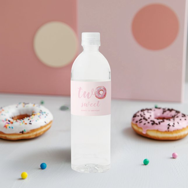 Étiquette Pour Bouteilles D'eau Anniversaire du Donut rose (Créateur téléchargé)