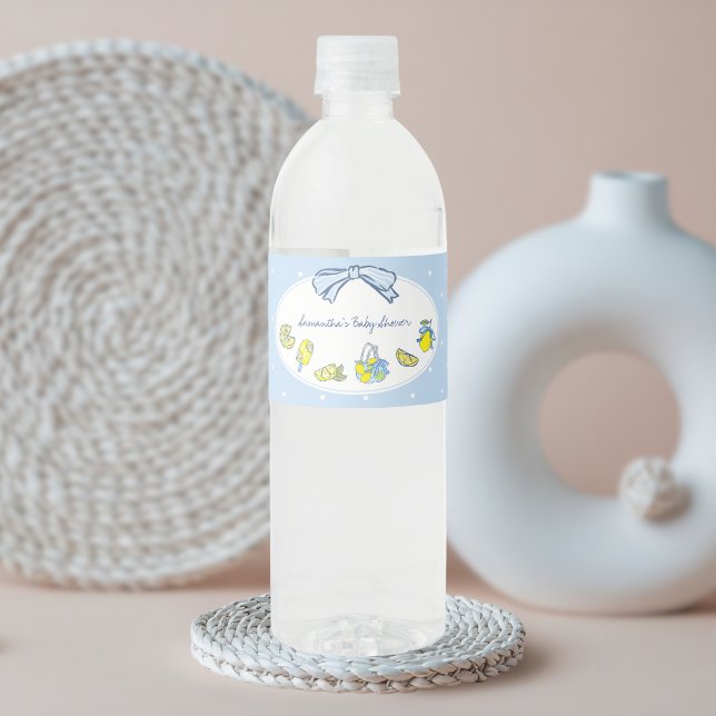 Étiquette Pour Bouteilles D'eau Bain de Citron Vous Douce Fête de Bébé (We can't wait to Squeeze you Lemon Baby Shower Water Bottle Label)