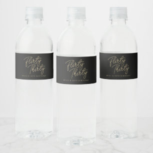 Étiquette Pour Bouteilles D'eau Flirty moderne simple Trente Anniversaire personna