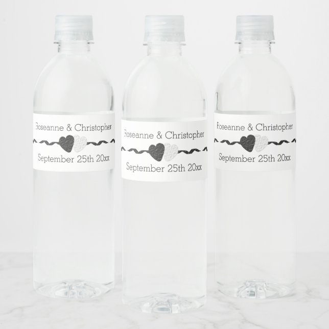 Étiquette Pour Bouteilles D'eau Mariage Design Coeurs Noir Et Blanc (Bouteilles)