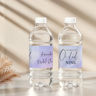 Étiquette Pour Bouteilles D'eau Sur Cloud Neuf 9 Calligraphie Fête des mariées ble