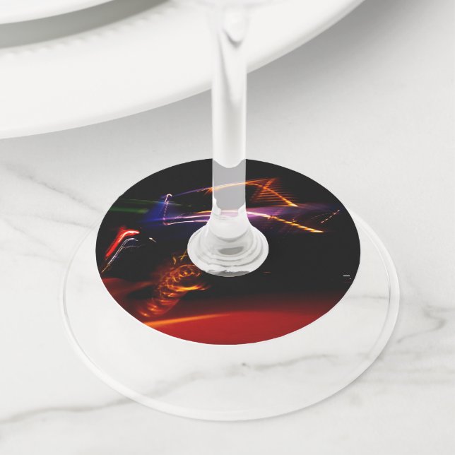 Étiquette Pour Verre De Vin danse de voiture violette (De près)
