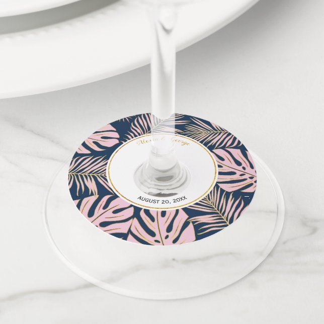 Étiquette Pour Verre De Vin Feuille tropical rose moderne, bleu marine mariage (De près)