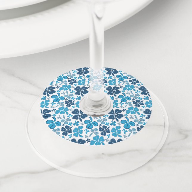 Étiquette Pour Verre De Vin Shamrock Motif de trèfle bleu Saint Patrick`s Day (De près)