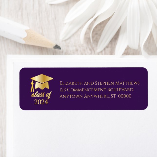 Étiquette Pourpre | Gold Class of 2023 Graduation Cap Étique (En situation)