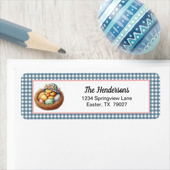 Étiquette Poussin de Pâques avec des œufs sur carreau bleu à (Créateur téléchargé)
