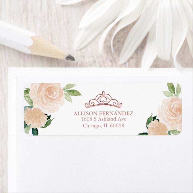 Étiquette Quinceanera Tiara Rose or bleu rose floral rose (En situation)